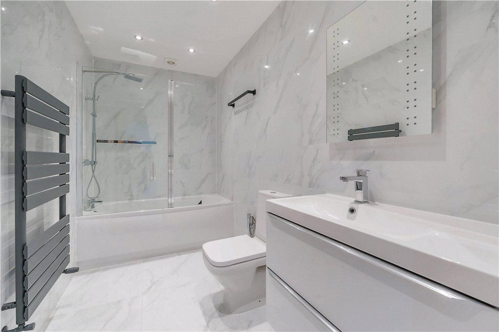 Property photo 3 of 20 Picture No. 01