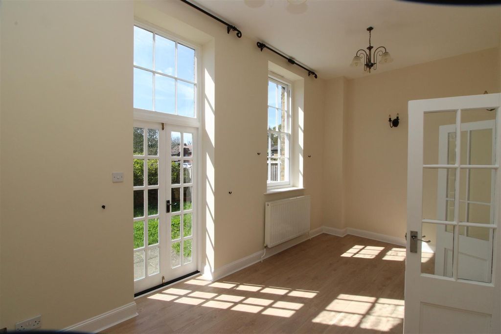 Property photo 2 of 15 Img_4345.Jpg