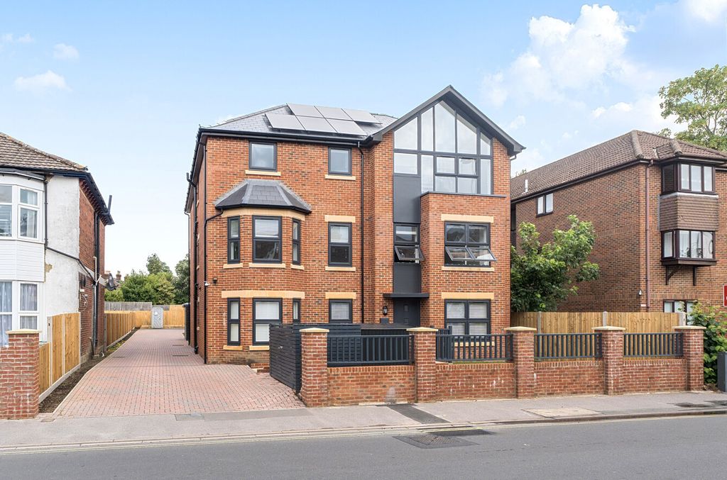 Property photo 1 of 10 1473451-19-6A29A2...