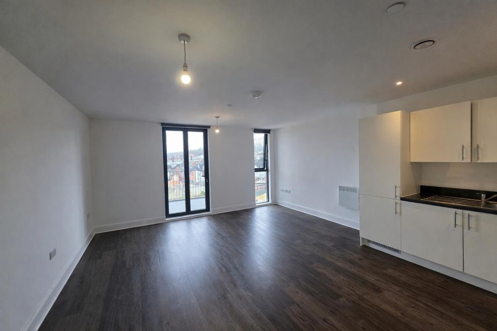 Property photo 3 of 6 Living Room