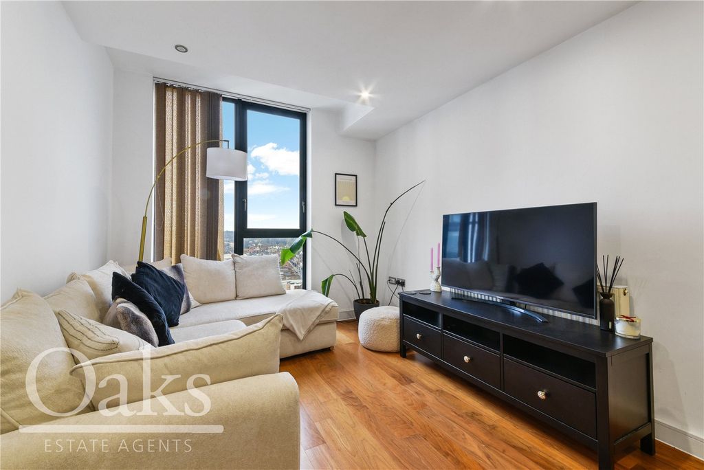 Property photo 2 of 8 Picture No. 06