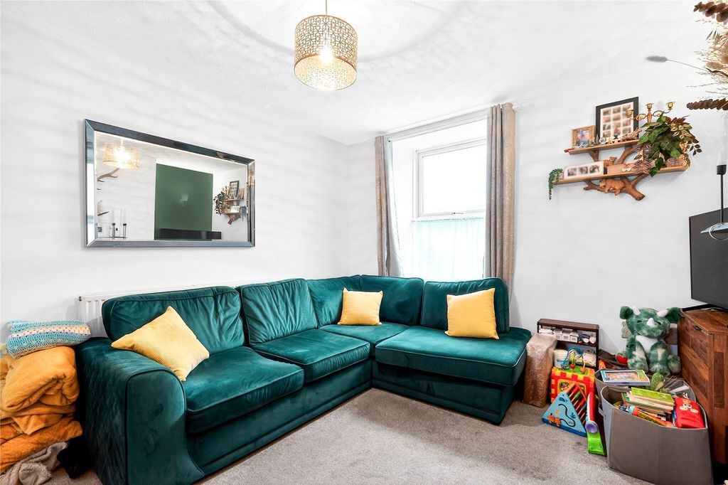 Property photo 2 of 11 Picture No. 49