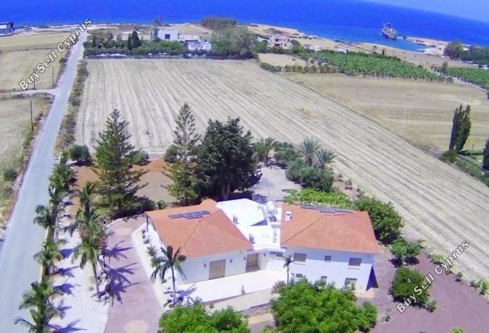 Property photo 1 of 12