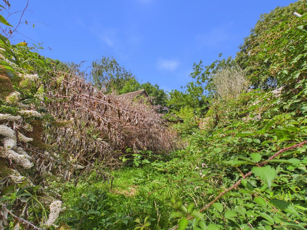 Property photo 3 of 8 Picture No. 05