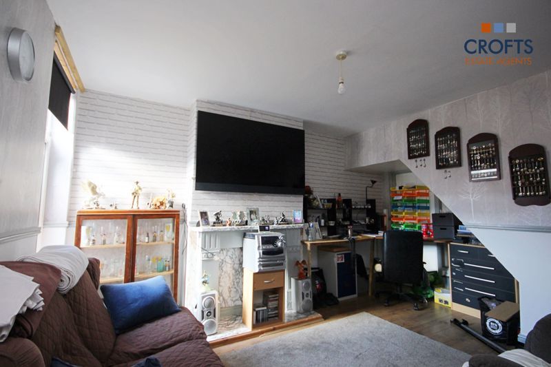 Property photo 3 of 8 Dining/Sitting Room