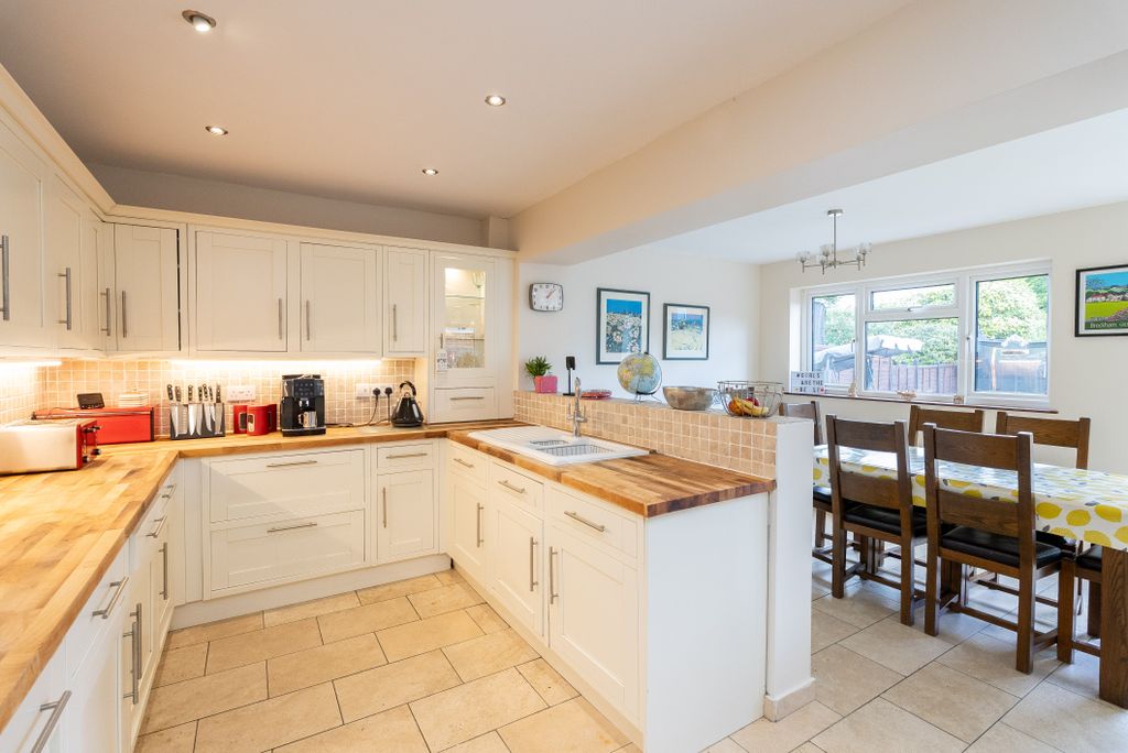 Property photo 2 of 14 Dsc01311