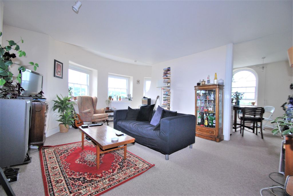 Property photo 2 of 8 Living Room