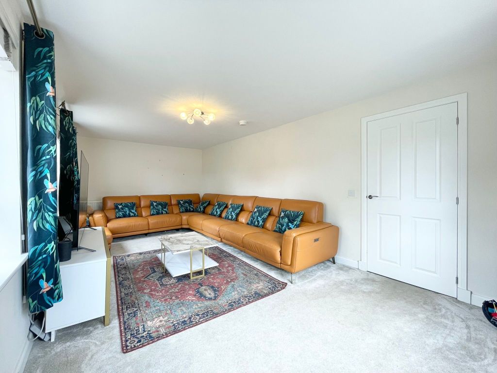 Property photo 3 of 21