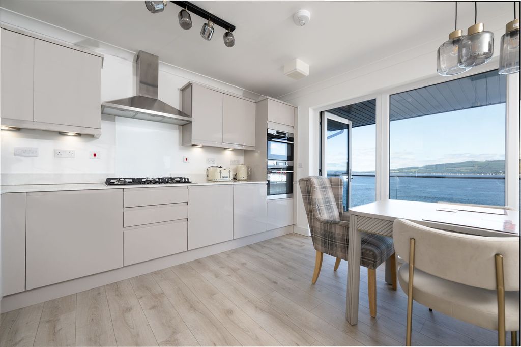 Additional image 8 of 2 bed flat for saleCunningham Court, Skelmorlie PA17