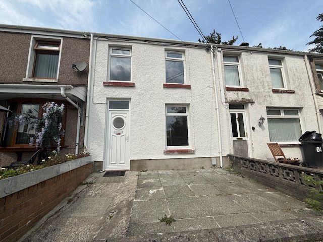 Property photo 1 of 8