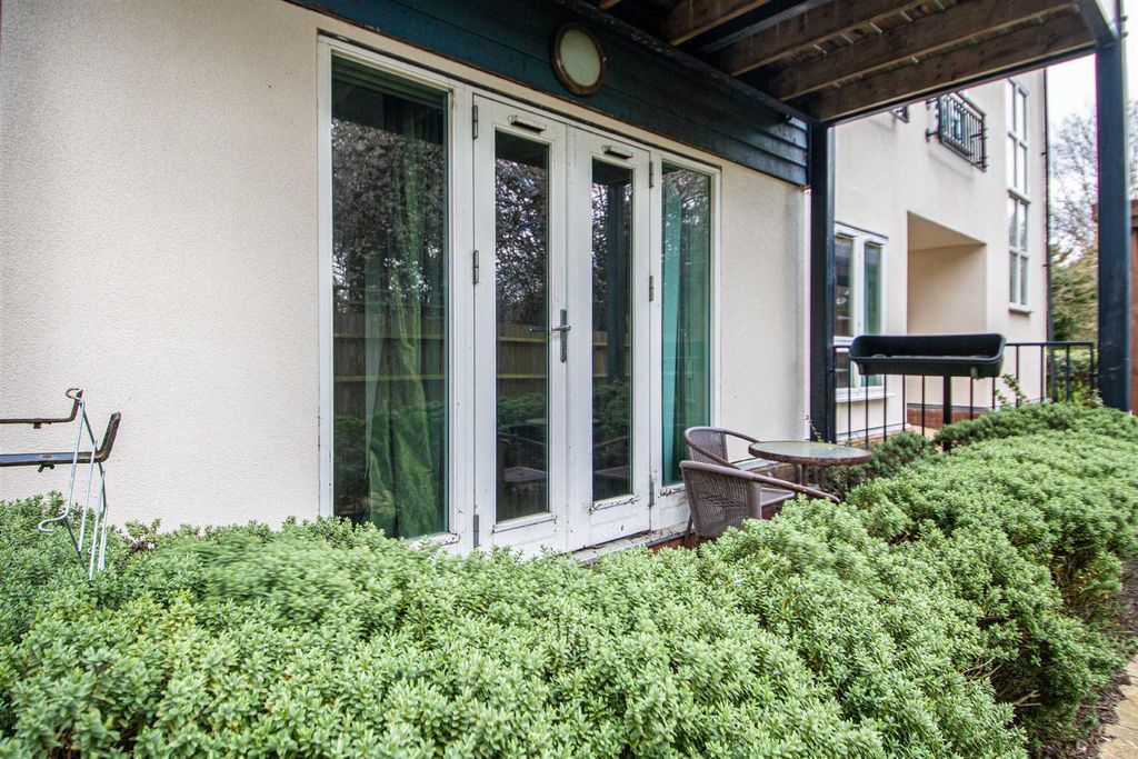 Property photo 3 of 13