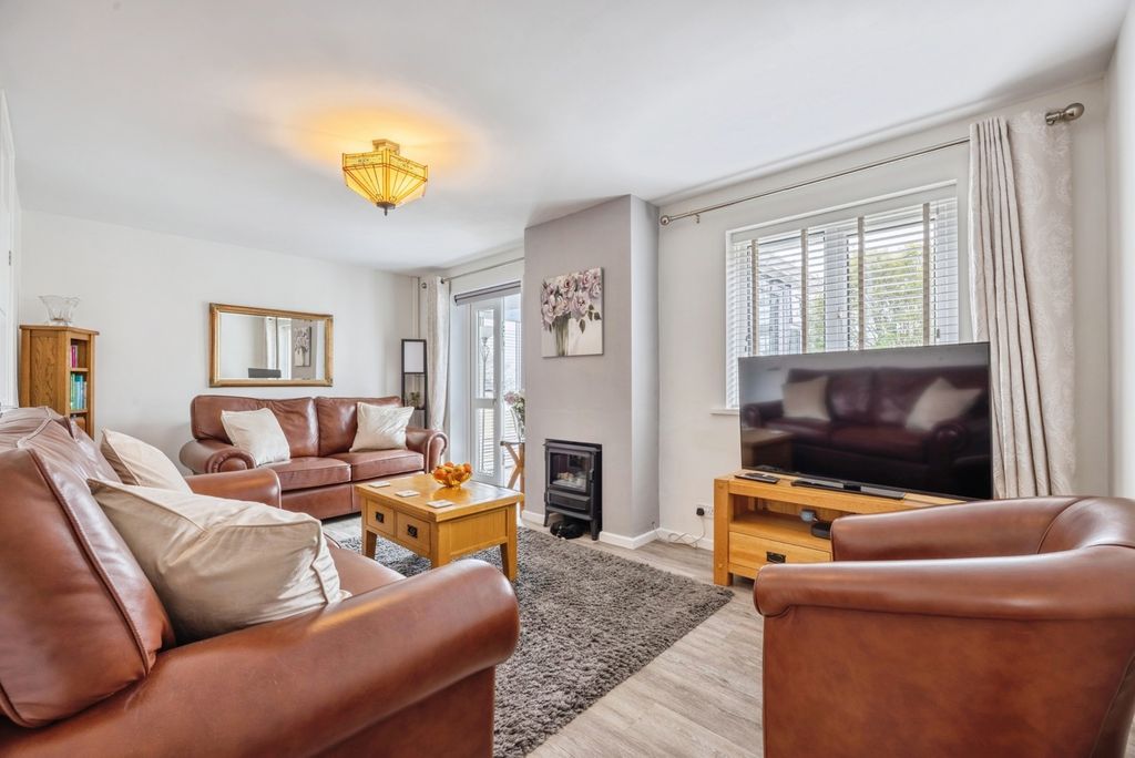 Property photo 3 of 20 Pbox-Img.Jpg