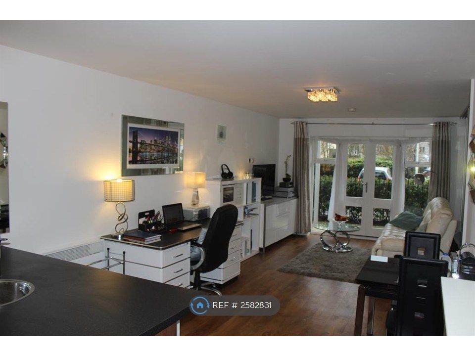 Property photo 3 of 9