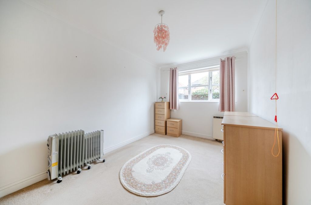 Additional image 10 of 2 bed flat for saleOrchard Court Neville Turner Way, Waltham, Grimsby, Lincolnshire DN37