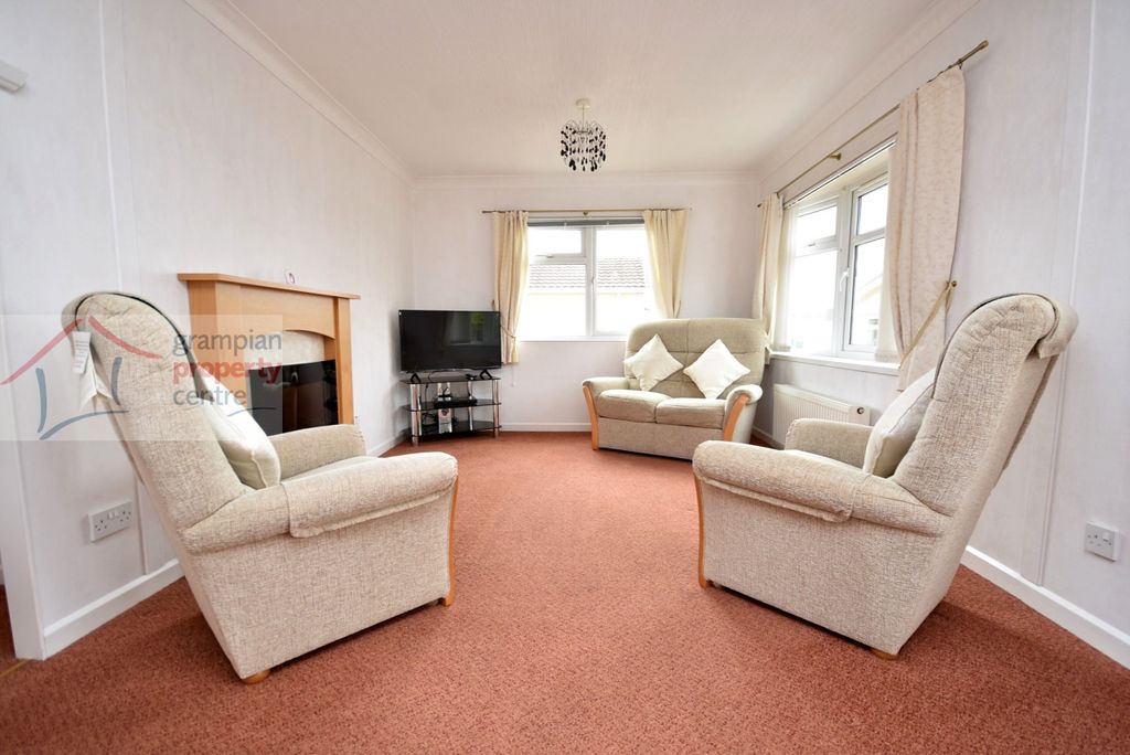 Property photo 3 of 15 l1 .Jpg