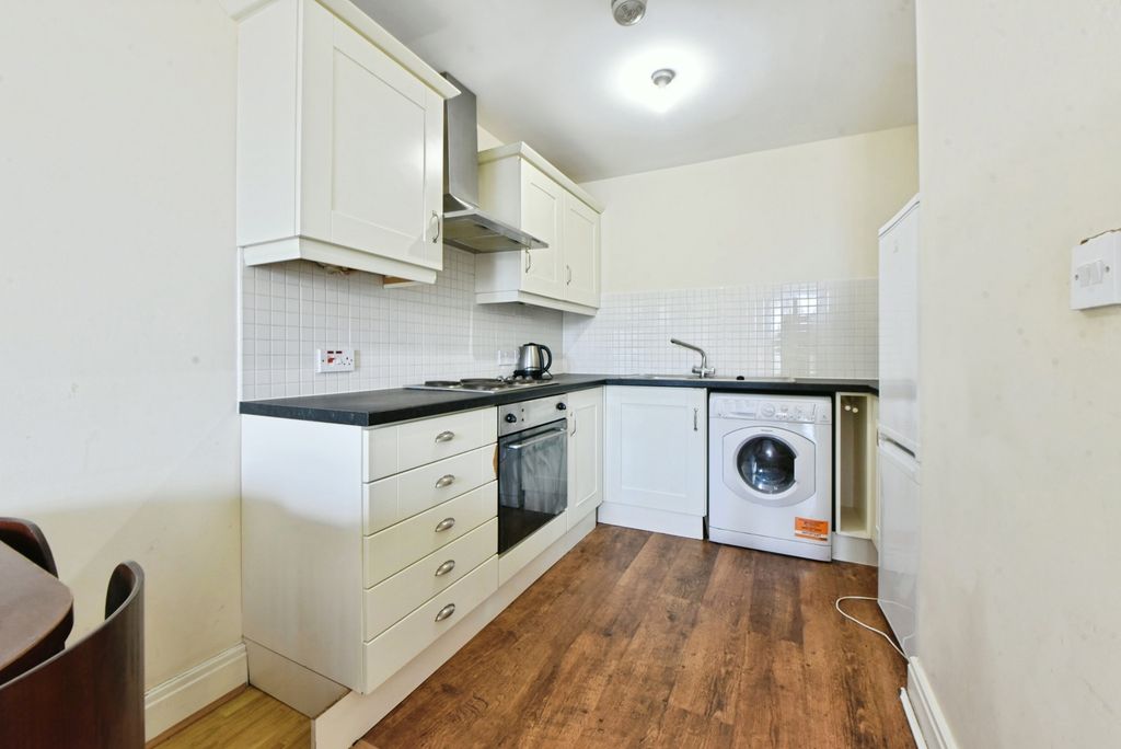 Property photo 3 of 16 Photo