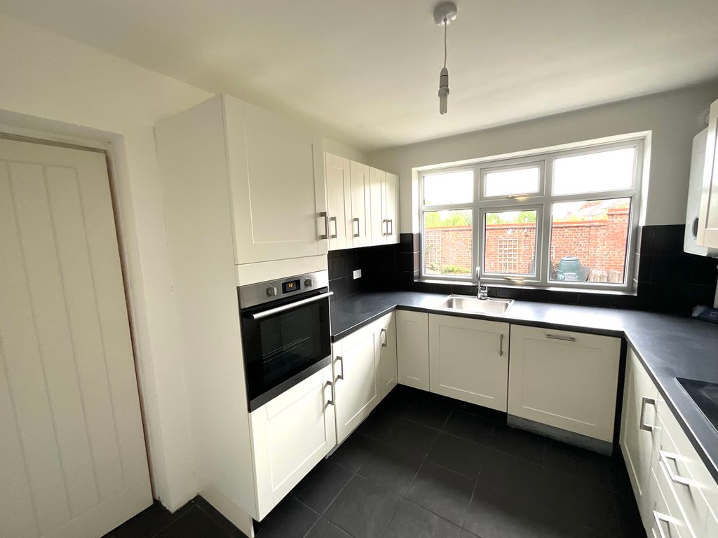 Property photo 2 of 13 Img_4183