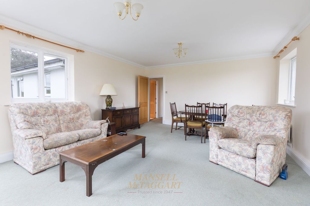 Property photo 3 of 20
