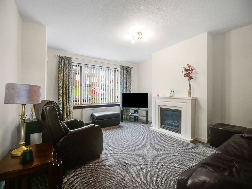 Property photo 2 of 24 Living Room