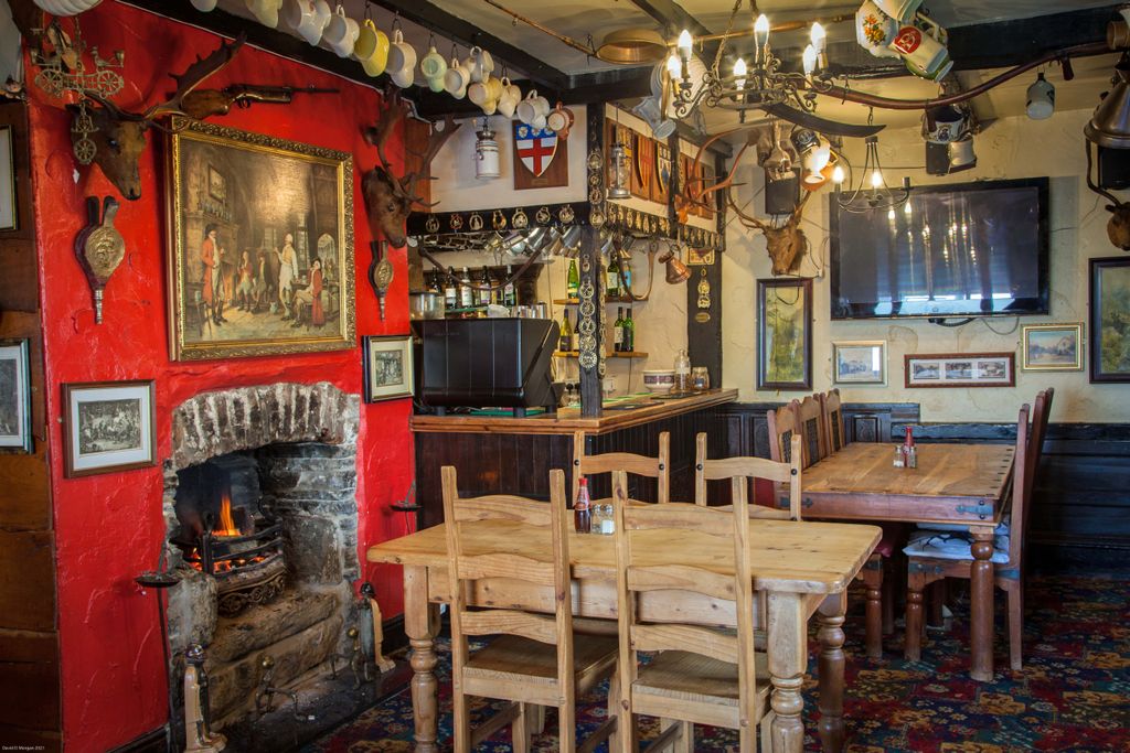 Property photo 3 of 26