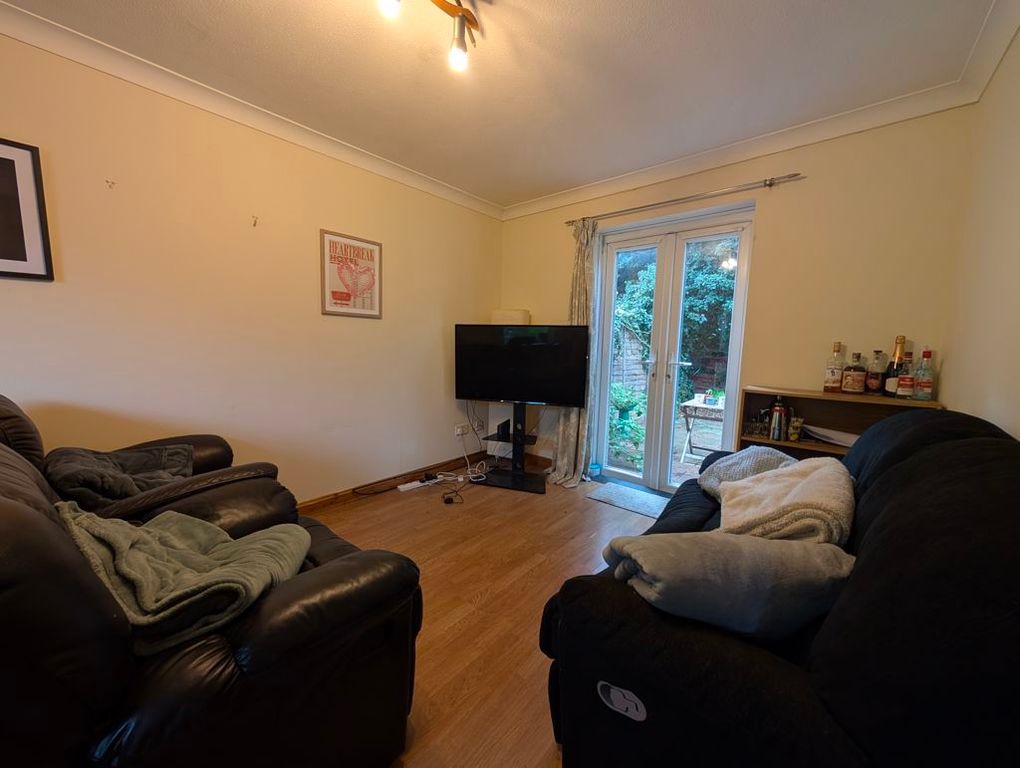 Property photo 2 of 10 Photo 2