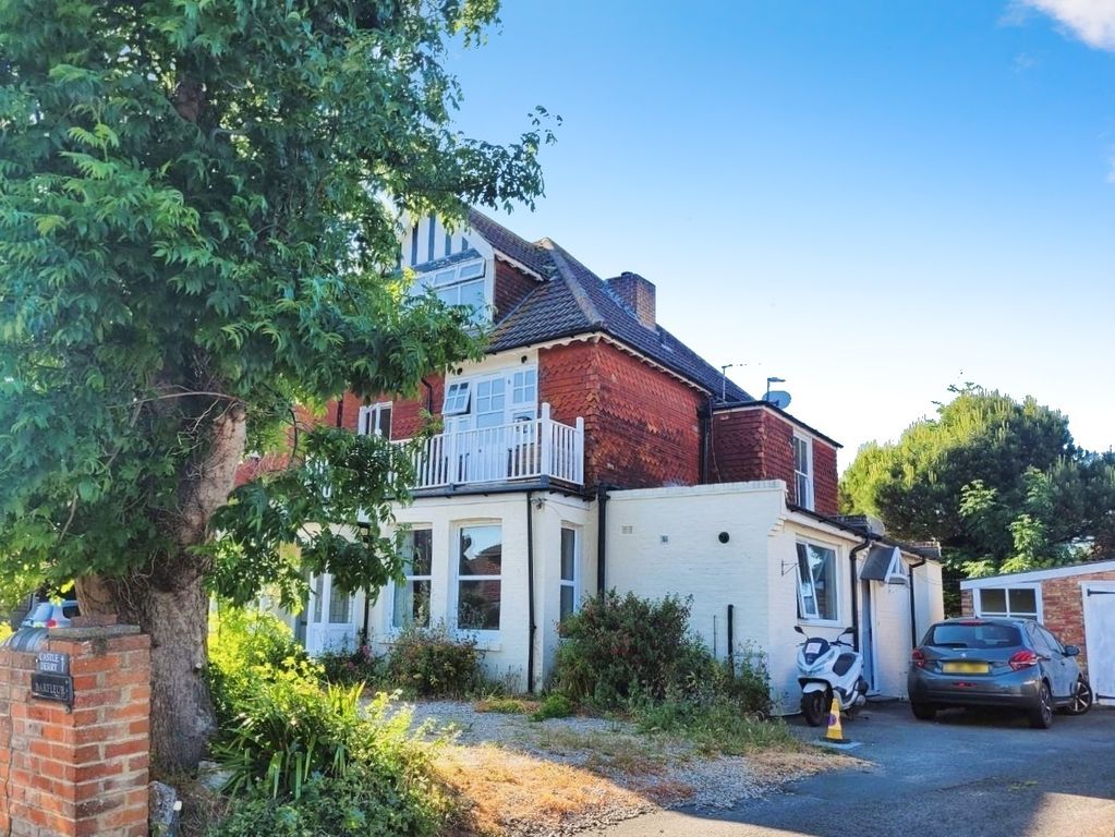 Property photo 1 of 10 Pbox-Front_Of_House-335577.Jpg
