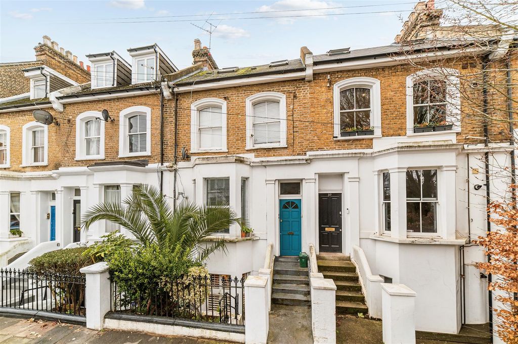 Property photo 2 of 15