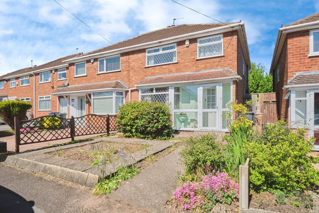 Property photo 1 of 17