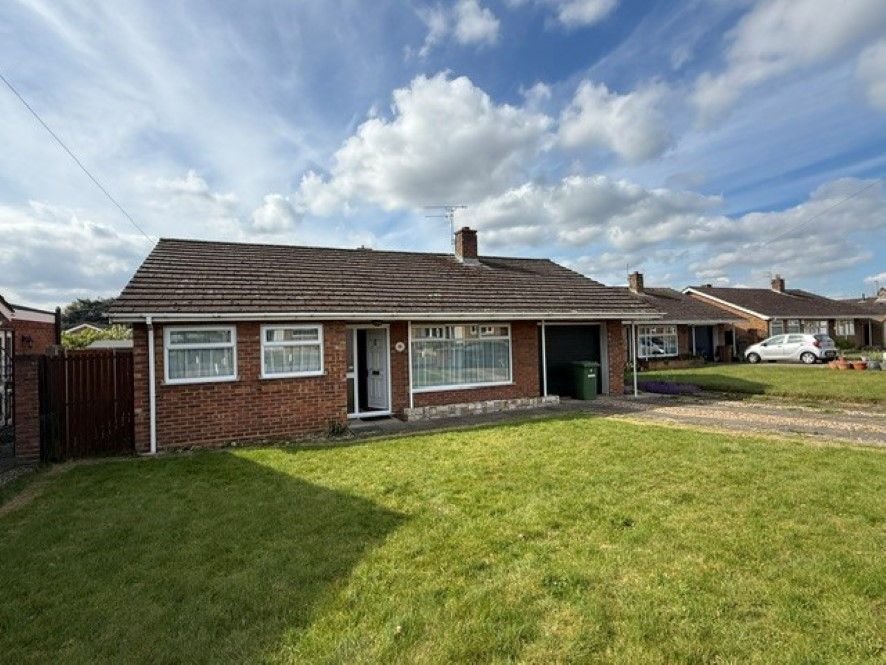 Property photo 2 of 17