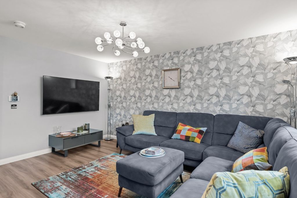 Property photo 3 of 37 5201946