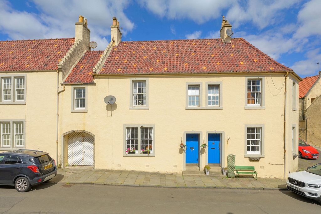 Property photo 1 of 29