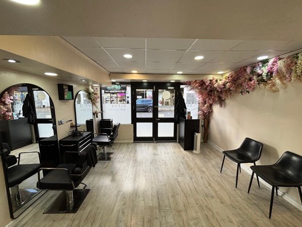 Property photo 2 of 6 Photo 6