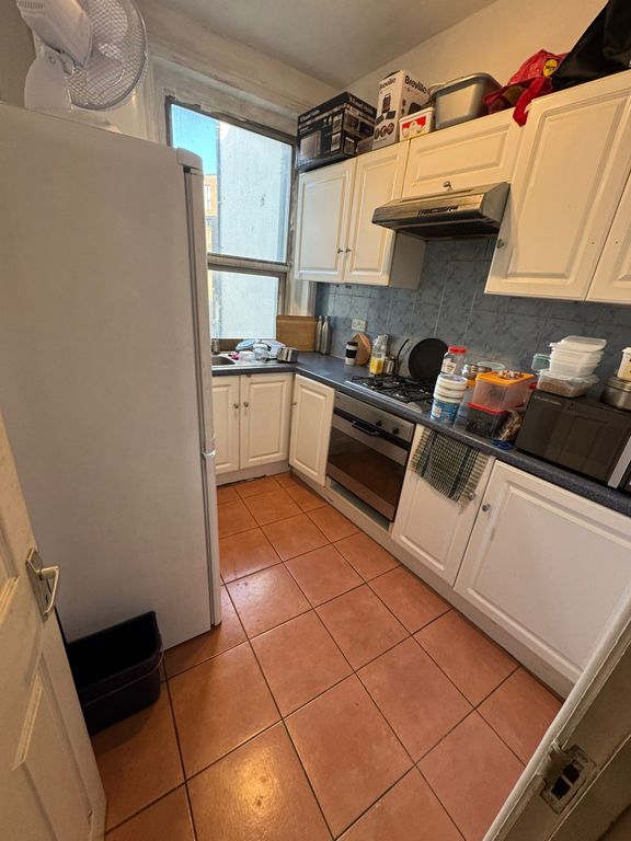 Property photo 2 of 4