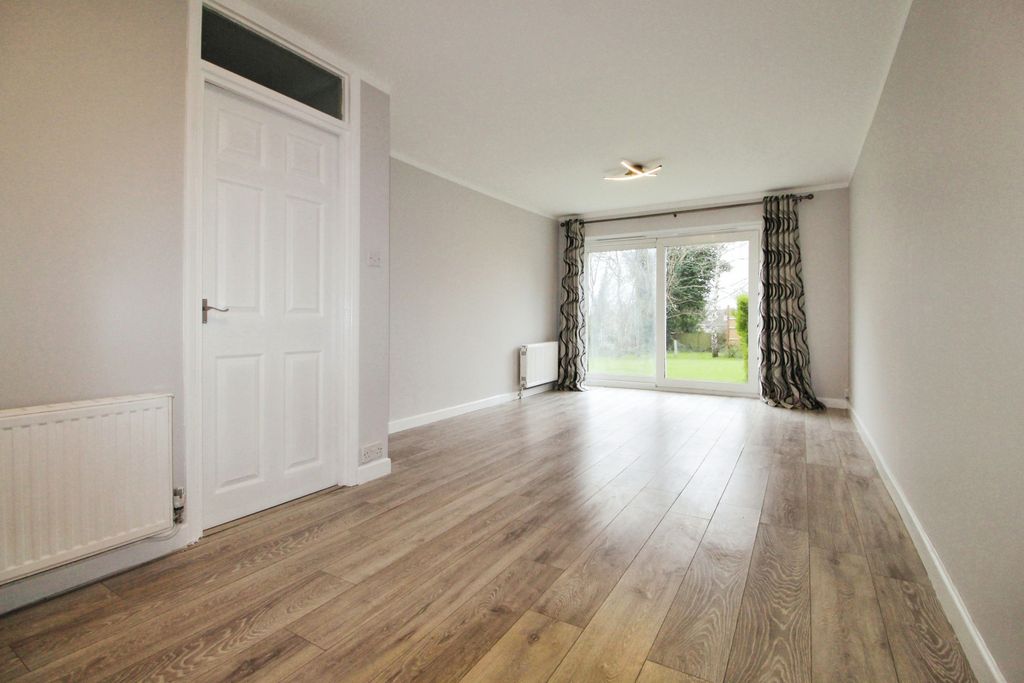 Property photo 2 of 18 Gallery