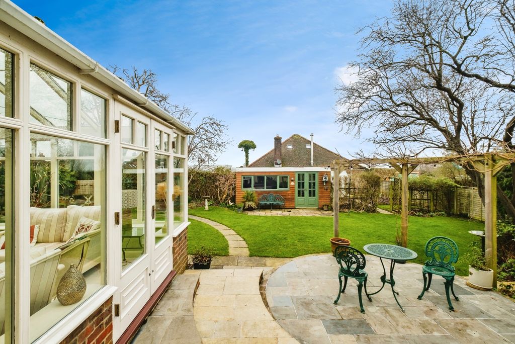 Property photo 3 of 28 Pbox-Img.Jpg