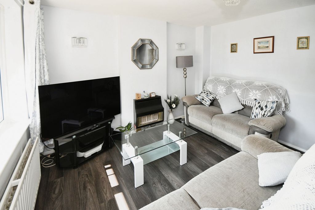 Property photo 2 of 32 Photography