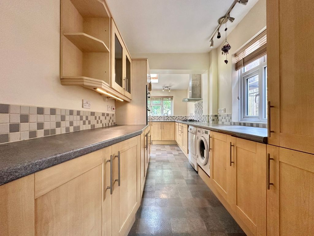 Property photo 2 of 10 Picture No. 06