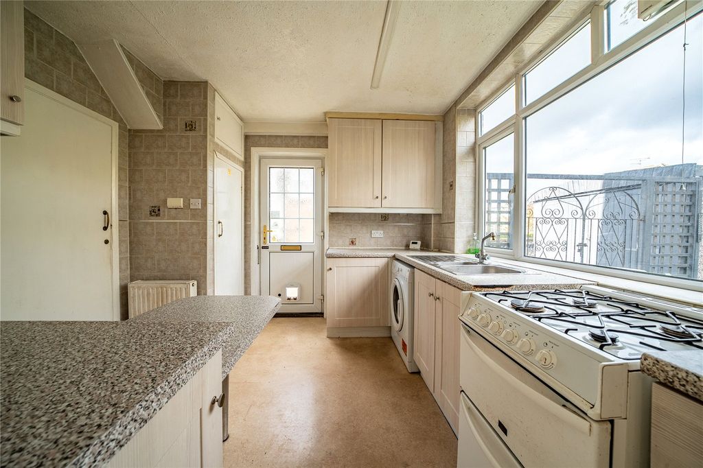 Property photo 3 of 18 Picture No. 20