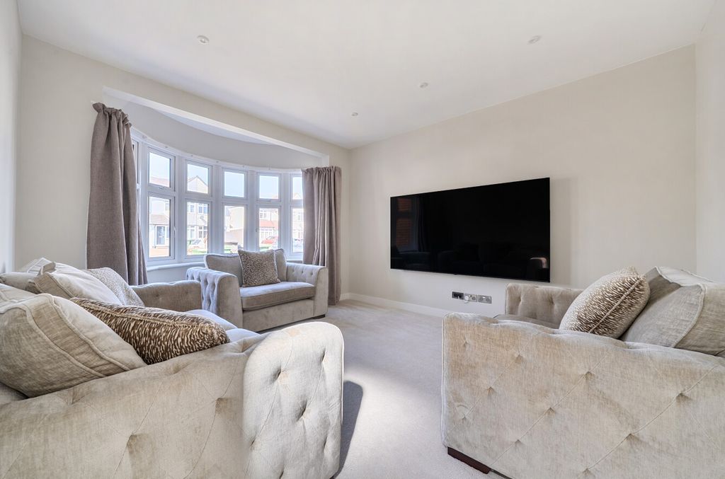 Property photo 2 of 23 Reception Room