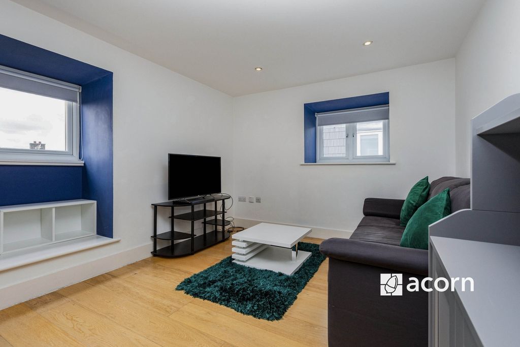 Property photo 2 of 10 Lcmo8221