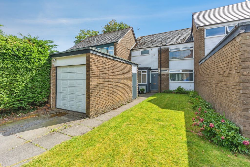 Property photo 1 of 27