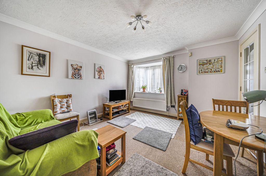 Property photo 3 of 18