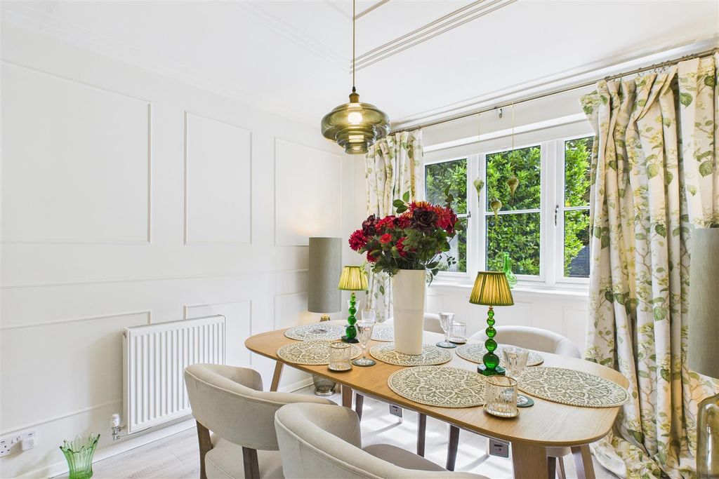 Property photo 3 of 28 Bedroom Three/Dining Room