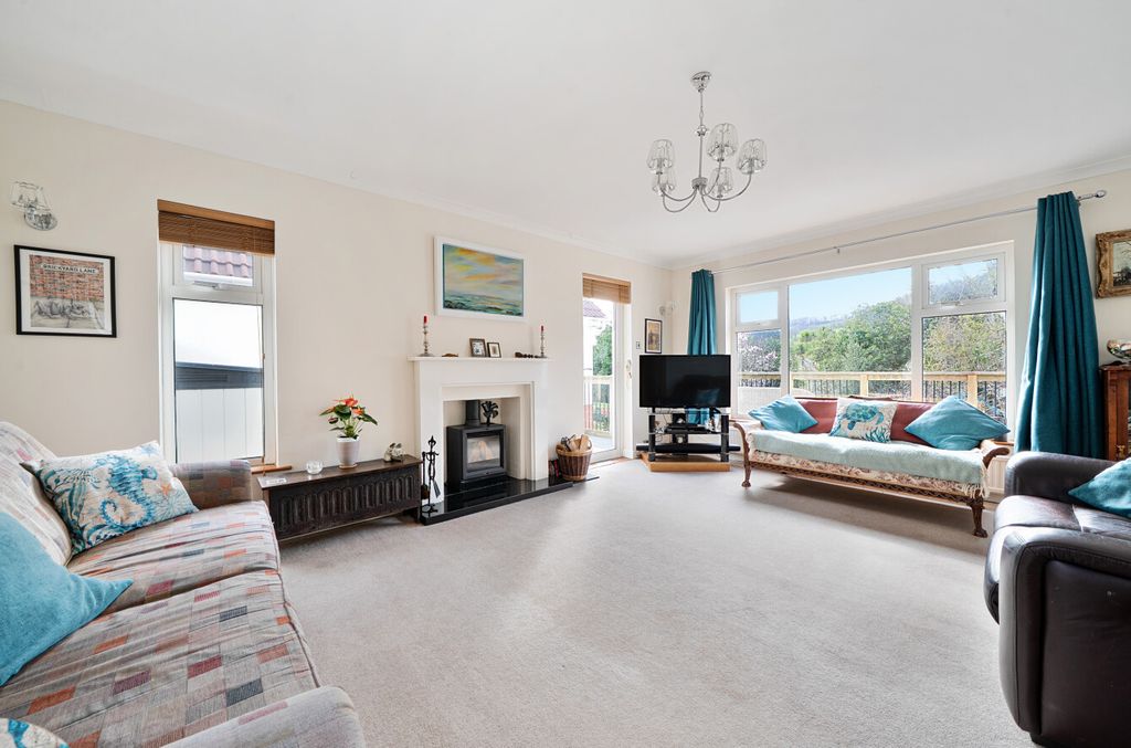 Property photo 3 of 27 1423846-30-69B44F...