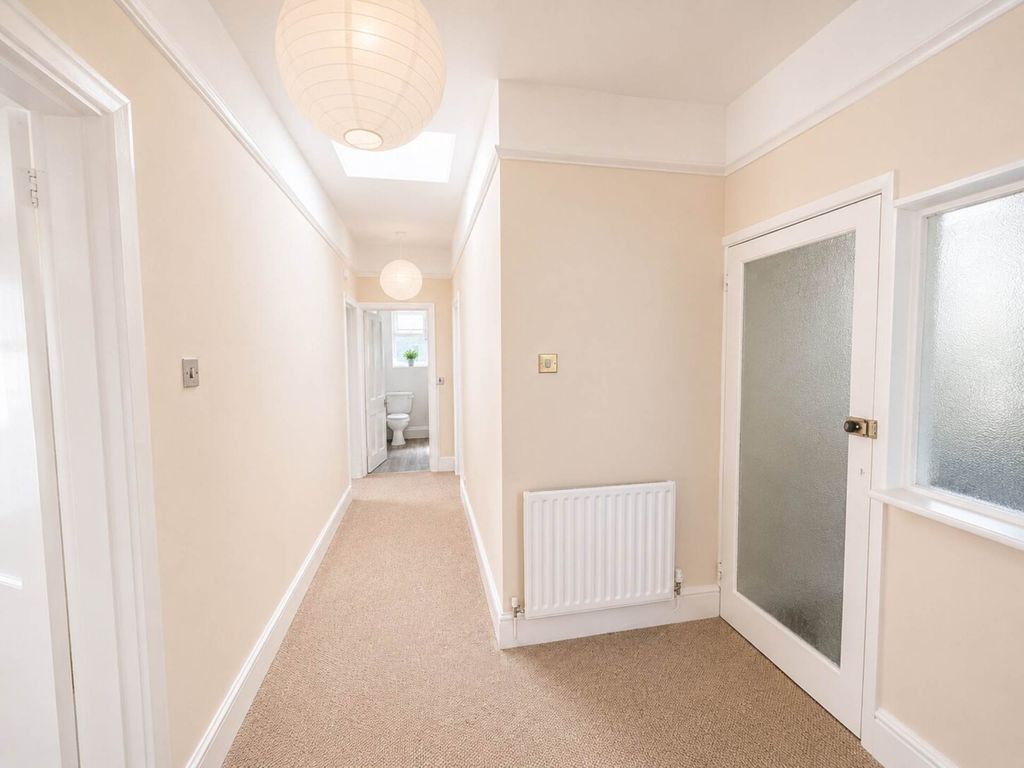 Additional image 9 of 3 bed flat for saleClifton Road, South Ward BS23