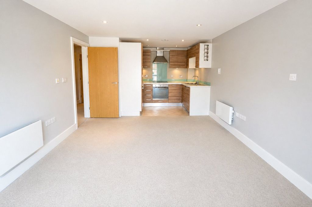 Property photo 3 of 5 Picture No. 12