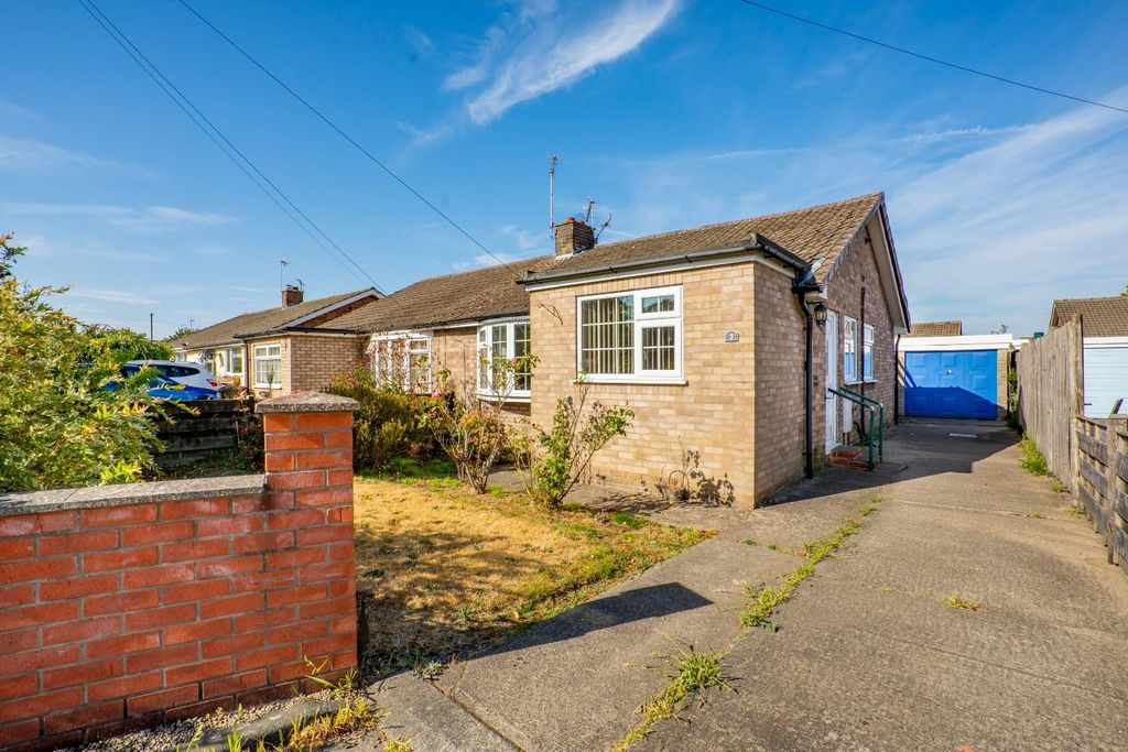 Property photo 1 of 10 External