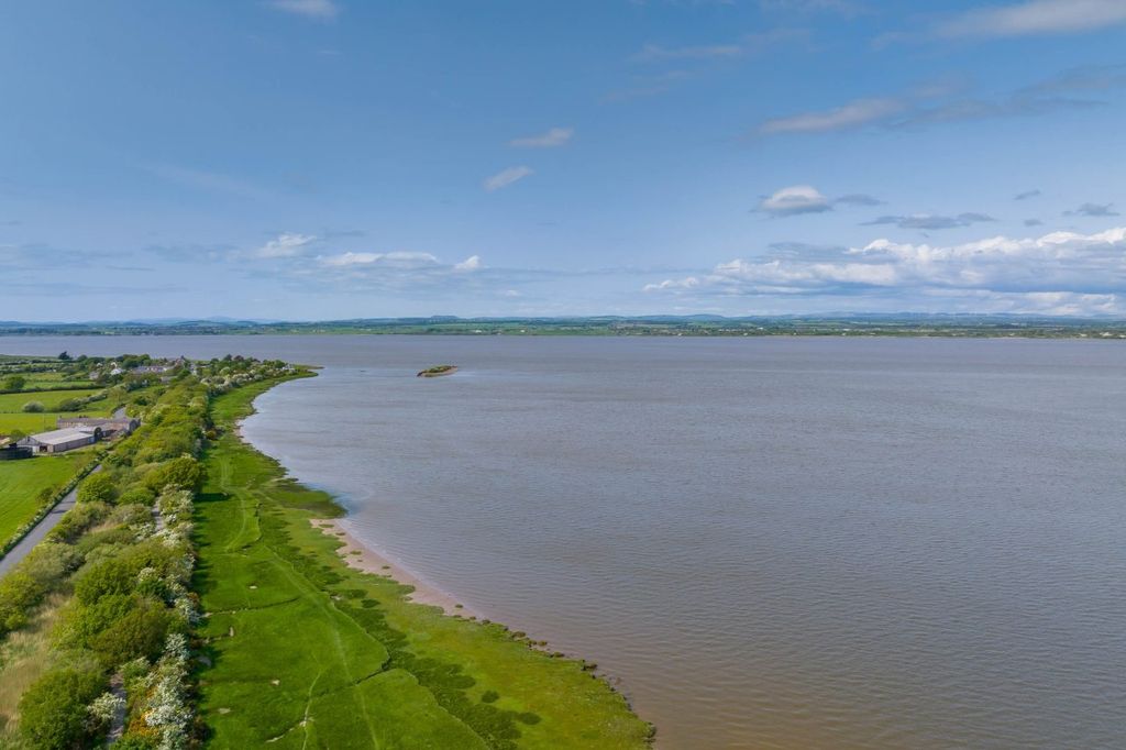 Property photo 2 of 20 Swift Lighthouse 2016 Car0064640 129724730.Jpeg