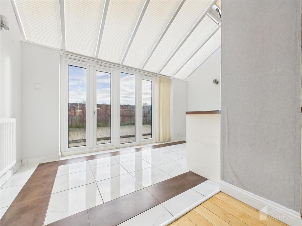 Property photo 2 of 15 Cam02365G0-Pr0405-Still007.Jpg