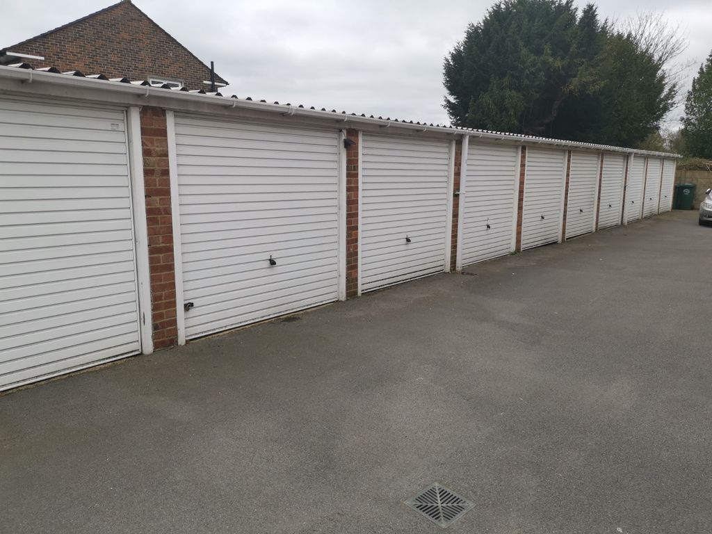 Property photo 2 of 7 781542